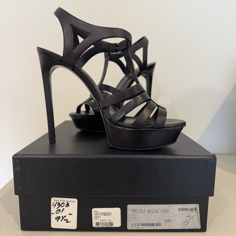 Saint Laurent Black Leather Bianca 105 T-Strap